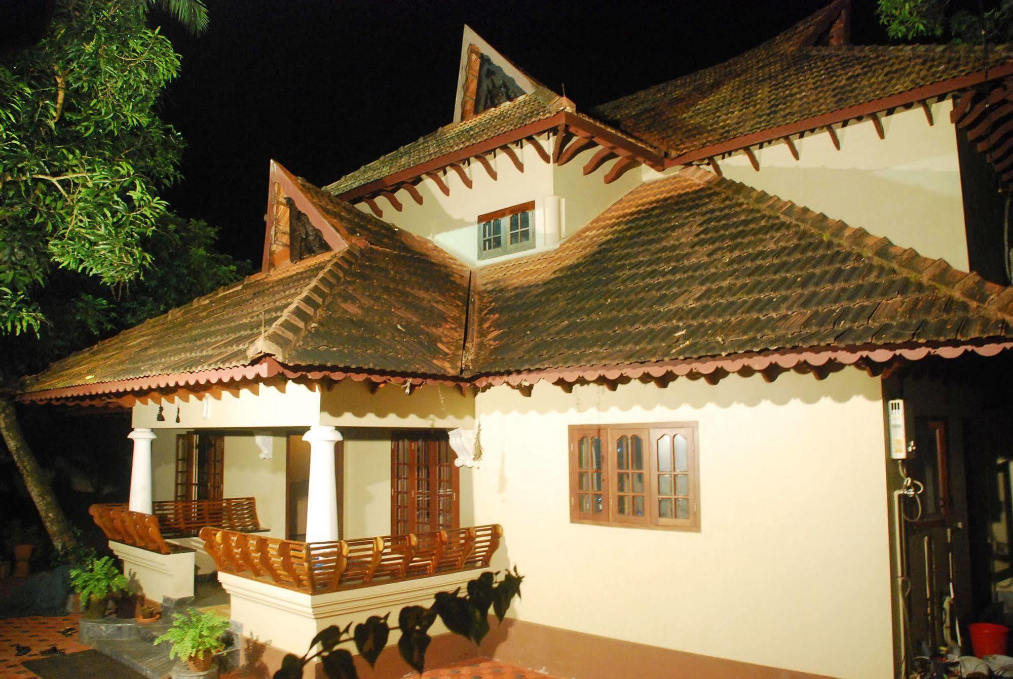 Casamaria Beach Resort Alappuzha Exterior foto